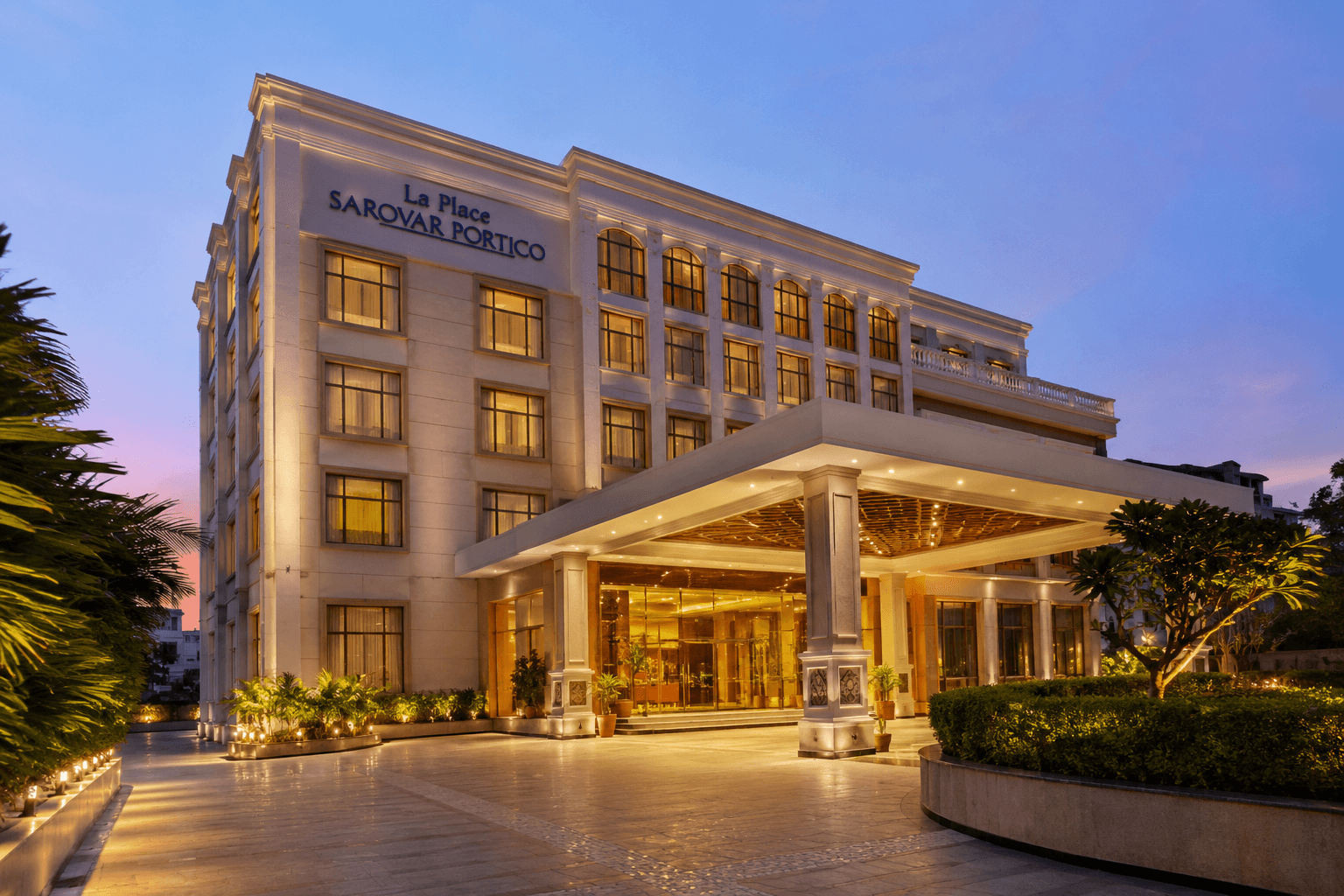 La Place Sarovar Portico, Lucknow