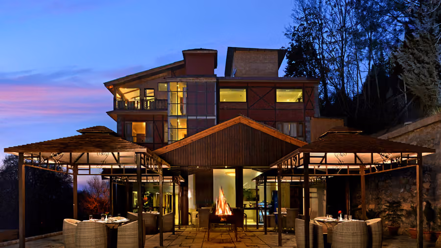 For a Resort-Like Escape