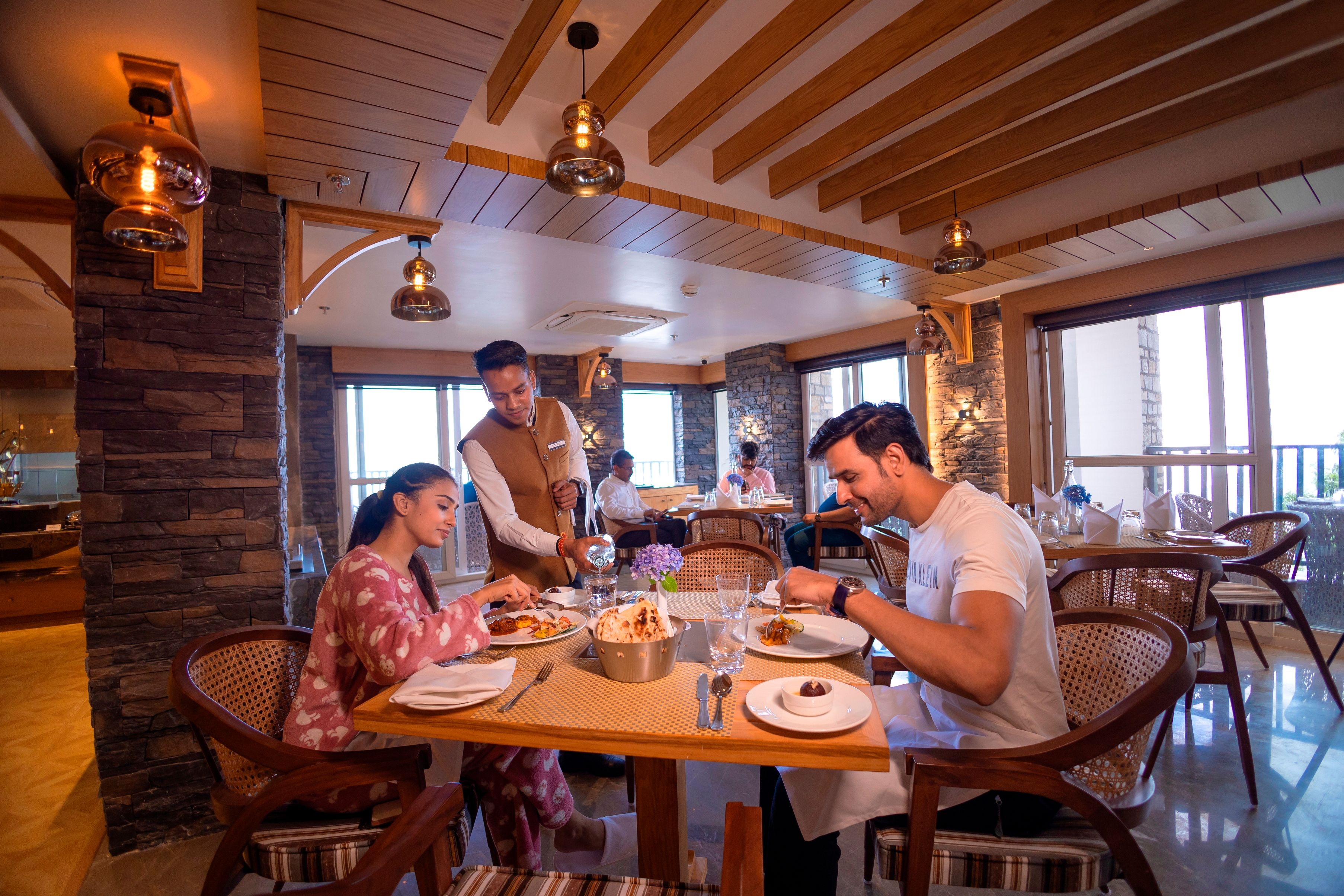 Food & Café Experiences in Dalhousie