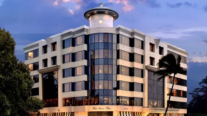 Hotel Marine Plaza, Mumbai